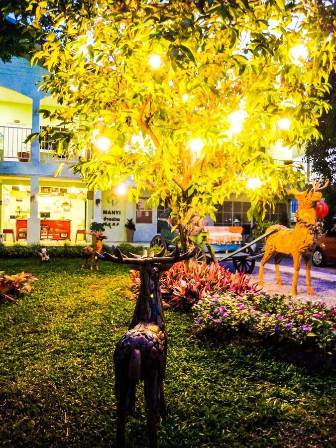 Отель Manyi Boutique House Чиангмай Экстерьер фото