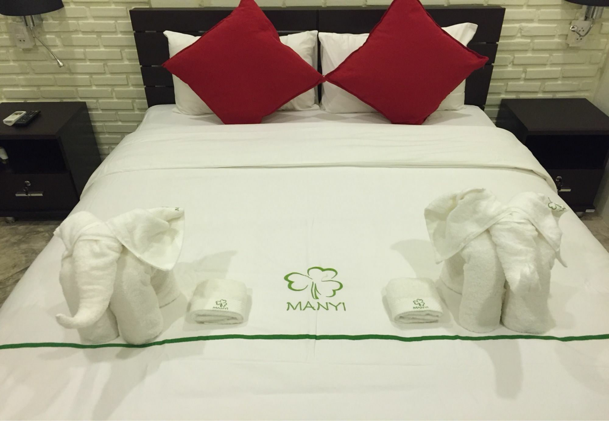 Отель Manyi Boutique House Чиангмай Экстерьер фото