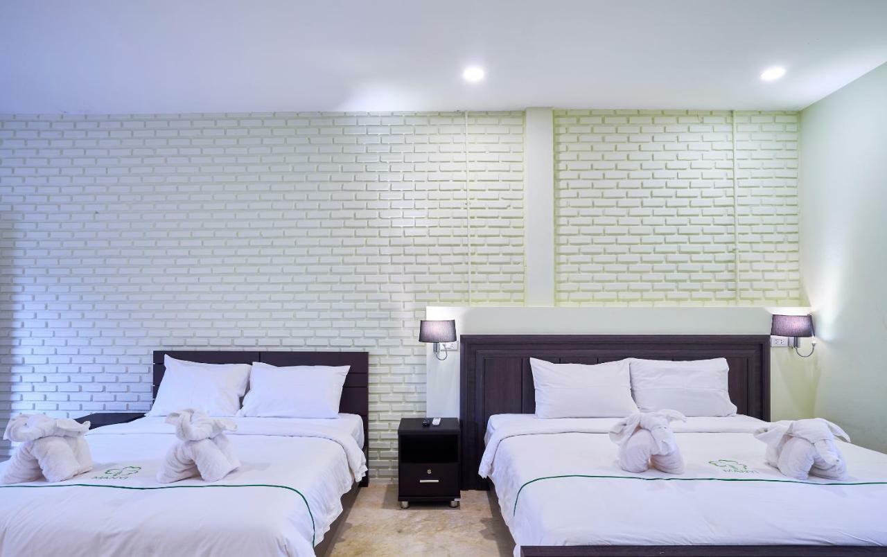 Отель Manyi Boutique House Чиангмай Экстерьер фото